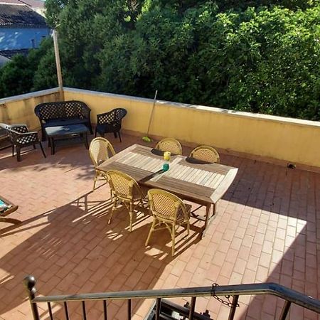 Апартаменти Chambre Avec Terrasse Сарріан Екстер'єр фото